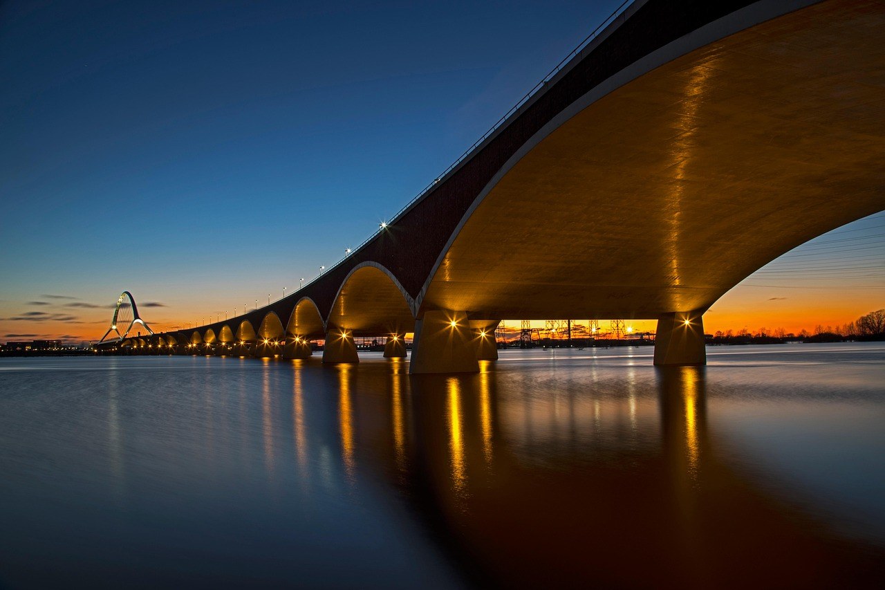 26 razigranih ideja za intimnost s dečkom i kako biti zločkasta u krevetu