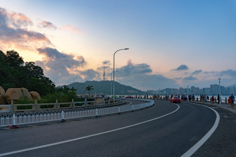 22 istina, problemi i zašto May December relationship tako dobro funkcionira