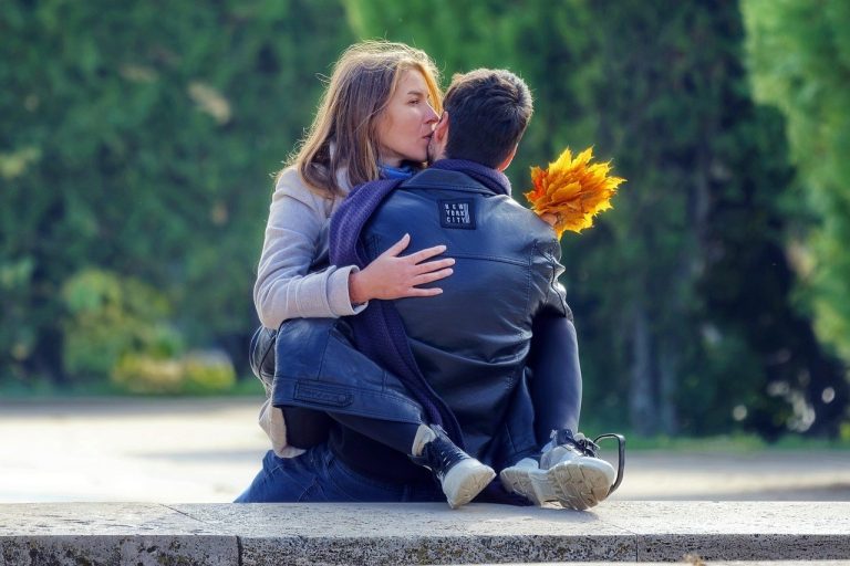 Voljeti osobu s depresijom: zašto nije tvoj posao popravljati je