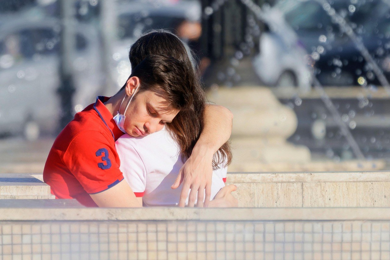 21 iskrenih razloga zašto vaša veza ulazi u drifting i zašto se to događa