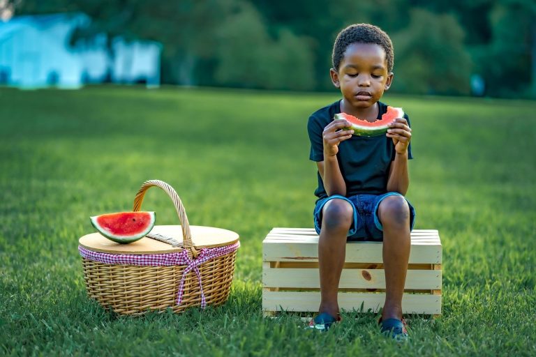 Kako prestati misliti na nekoga: 3 faze i koraci za svladavanje