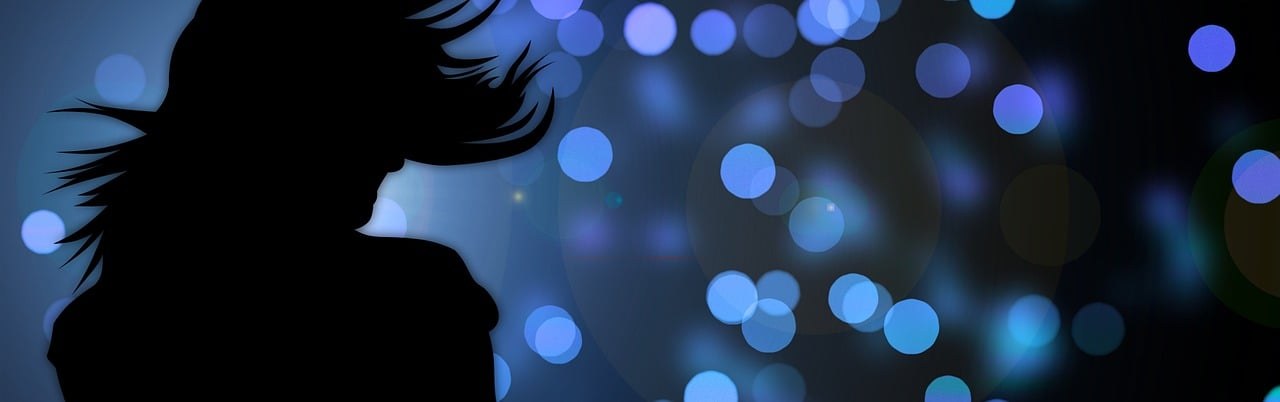 13 suptilnih, seksualnih znakova da tvoj prijatelj želi biti tvoj unicorn sex buddy