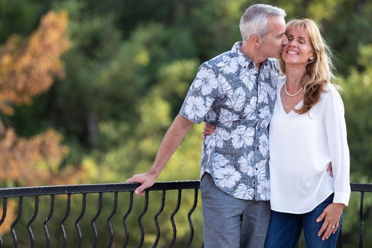 Tko nosi hlače u vezi: kako prestati s kontroliranjem ljubavi