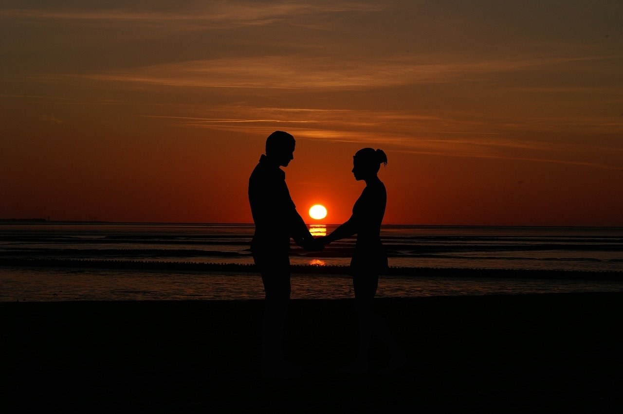 Kako prići simpatiji: istakni se i impresioniraj ih odjednom