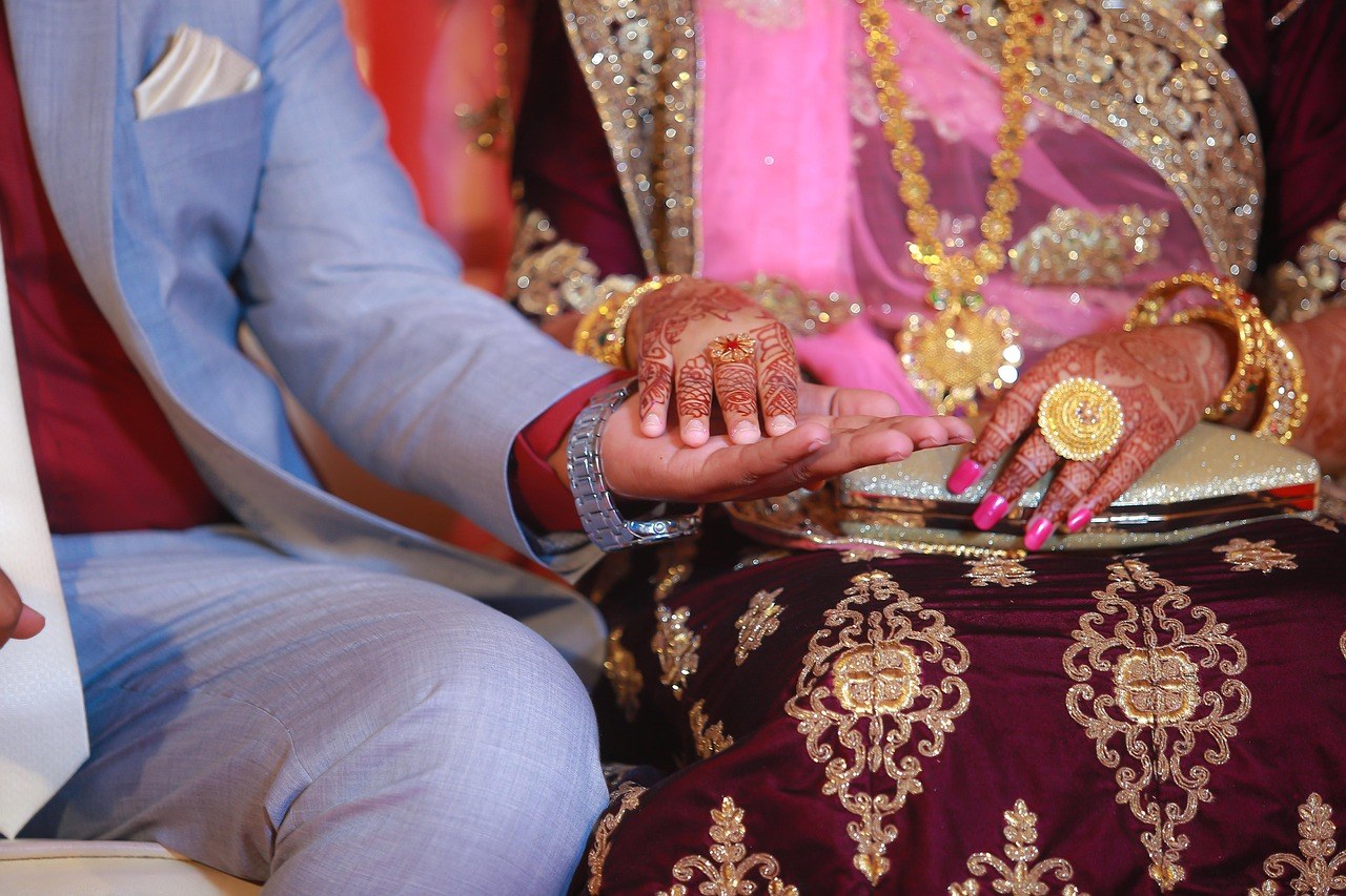 Zaljubljenost ili ljubav: kako se osjeća, 28 razlika i načini da preraste u ljubav