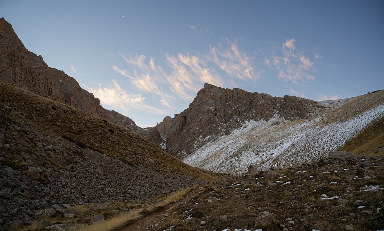 6 razloga zašto nećeš ostati s prvom ljubavlju