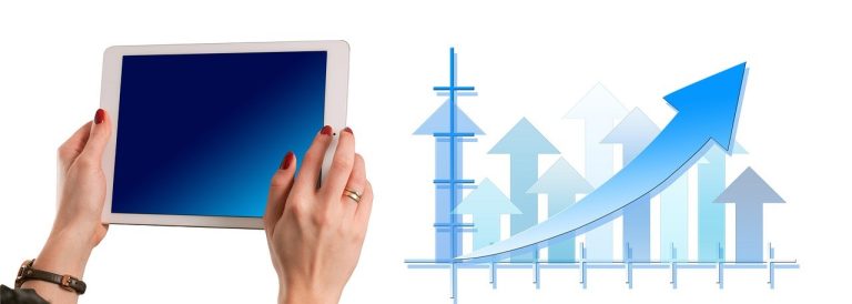 Treba li prvi poljubac na prvom spoju? Vodič za cure i dečke kako ga isplanirati