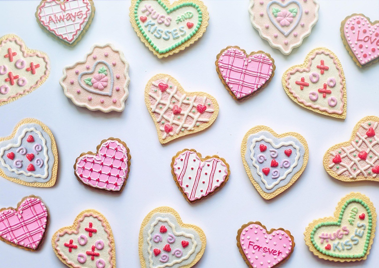 31 Very Cute, Flirty, Sexy Ways To Surprise Your Boyfriend & Make His Day