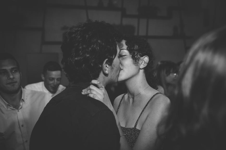 Pogled heteroseksualne djevojke na zavodljivost lezbijskog porn