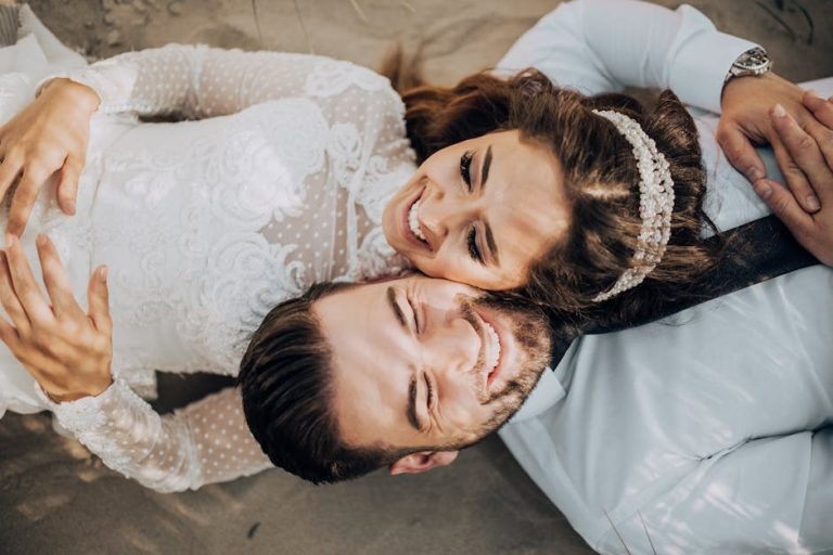 20 koketnih, zločestih načina da probudiš njegovu ljubomoru i brzo osvojiš pažnju